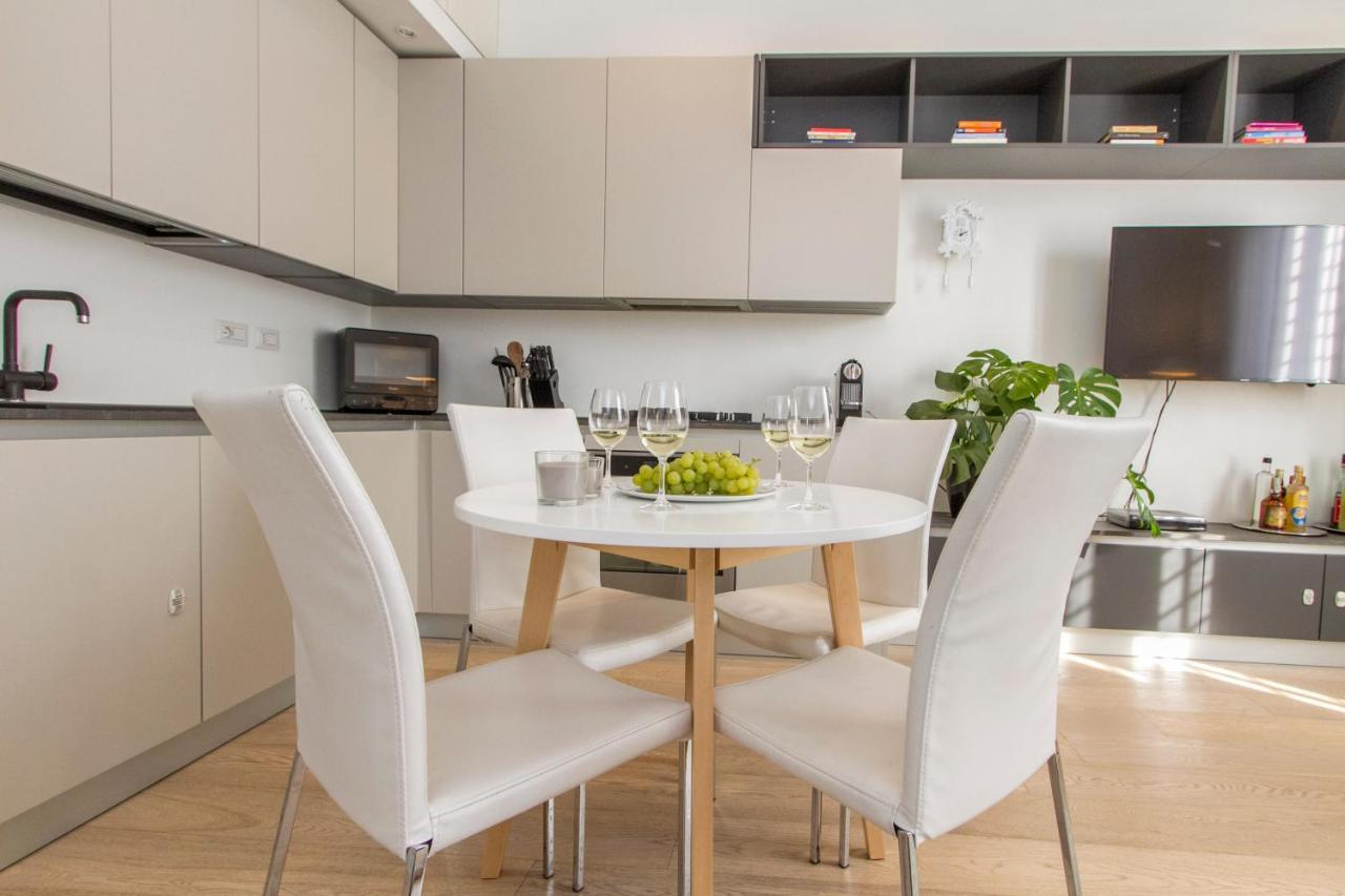 Luxury And Spacious Apartment Mediolan Zewnętrze zdjęcie
